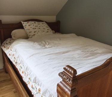 Treban Bed & Breakfast | Discover La Bruyère: Pet-Friendly B & B with Ocean Views
