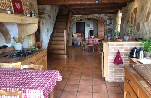 Ternand House | Pet-Friendly Retreat at La Cîme de Ternand - 9.3/10 Rating