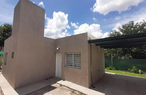 Juana Koslay Apartment | Perfect Getaway at La Cañada: Pet and Child Friendly Stay