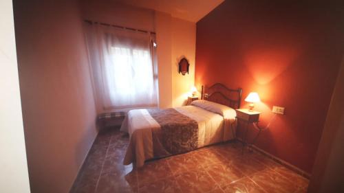 Alcala del Jucar Apartment | Inviting LA CAÑADA: Pet-Friendly Stay with Great Reviews