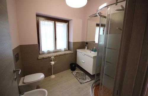 Neviano degli Arduini House | Experience La Ca' Tòrta - Family & Pet Friendly Retreat