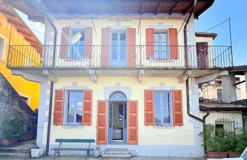 Isola dei Pescatori House | Experience Oceanfront Bliss at La Ca' Vegia - 9.7/10 Rated