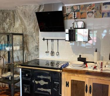 Sotres Ski Chalet | Cozy La Cabaña de Ana Juana: Pet & Child Friendly Retreat