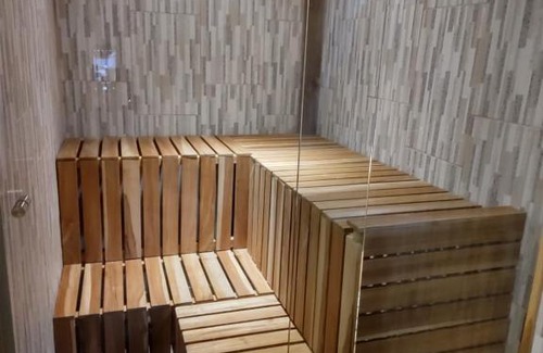 Retiro Other | Unforgettable Stay at La Cabaña de Huckleberry with Hot Tub