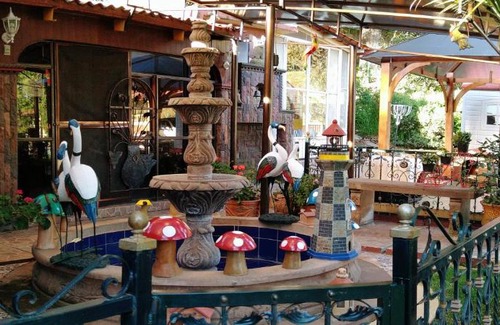Amealco Hotel | Cozy Retreat at La Cabaña de Lola - Family Friendly & Breakfast