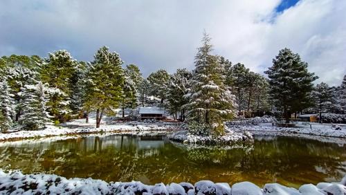 Riopar Ski Chalet | Discover La Cabaña del Lago at Zafiro Lagunazo