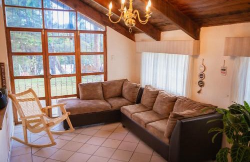 Santiago Sacatepequez Ski Chalet | La Cabaña entre bosques