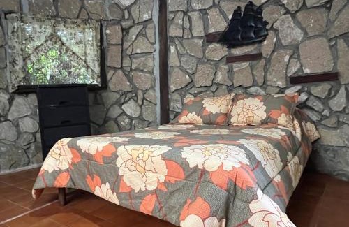 Montanita House | Pet Friendly Retreat at La Cabañita - Rated 9/10 by Guests