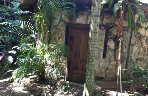 Montanita House | Pet Friendly Retreat at La Cabañita - Rated 9/10 by Guests