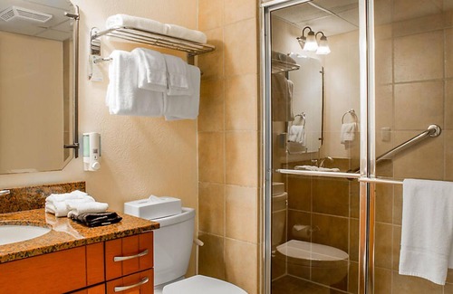 Oranjestad-West Resort | Discover La Cabana Beach & Racquet Club on Eagle Beach!