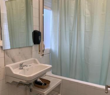 Organya House | Inviting La Cabana: Pet-Friendly Stay with Breakfast Included