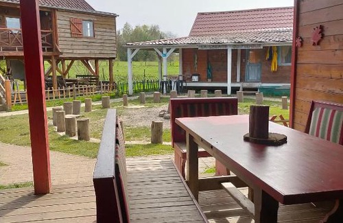 Fernelmont Apartment | Discover La Cabane à sucre: Pet and Child Friendly Retreat