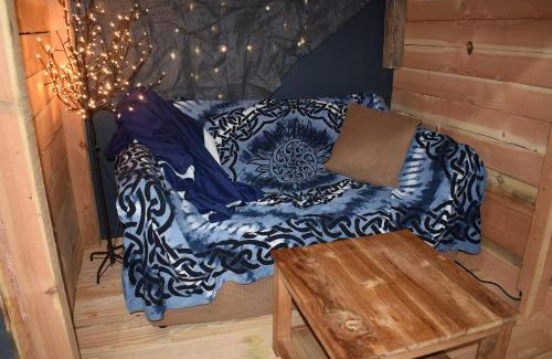 Philippeville Ski Chalet | Delightful Stay at La Cabane aux Écureuils, Rated 9.1/10
