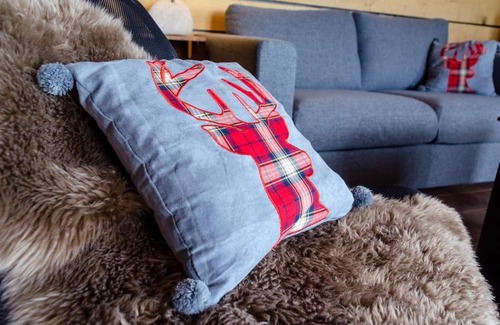 Brugelette Ski Chalet | Relax at La Cabane du Cerf with Sauna & Family Amenities