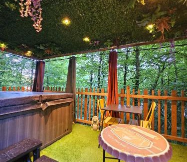 Illoud Cabin | Experience Oceanfront Bliss at L'Ange De Fer Hotel