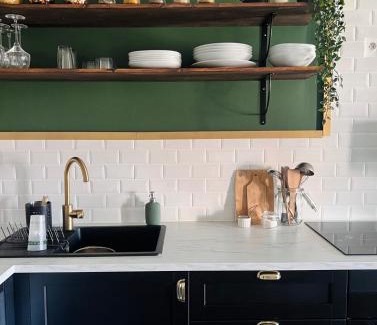 Mondonville Apartment | Budget-Friendly Stay at La Cabane Végétale with Dining