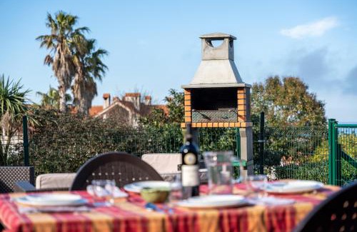 Mogro Apartment | Discover La Caleta de Mogro: Oceanfront Family Retreat