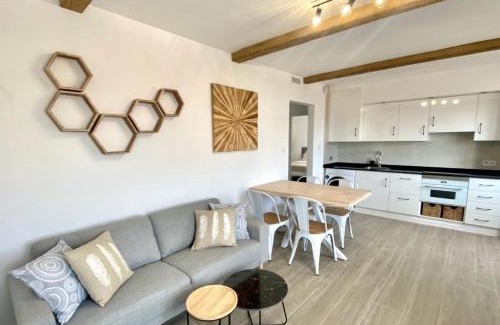 Peniscola Apartment | Sea View Retreat: La Calma Boutique Apartment for Families