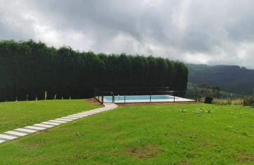 El Manto Apartment | Discover La Campa de FaedoTonin: Guest Rated 9.8, Poolside Fun