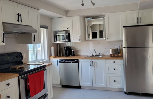 Laval Apartment | Family-Friendly La Campagne Just Minutes from Vieux Terrebonne