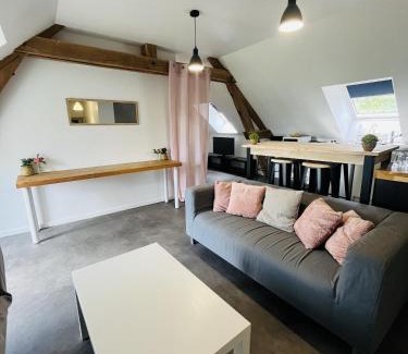 Monnaie Apartment | Idyllic Getaway: La Campagne Près de la Ville Awaits