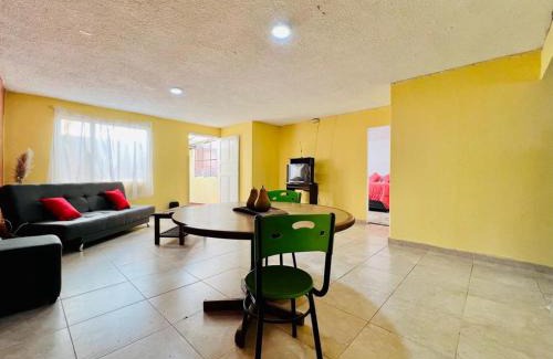 Bogota House | Discover Family-Friendly Stays at La Candelaria