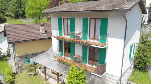 Camedo Cabin | Child-Friendly Retreat at La Canonica Camedo - Centovalli View