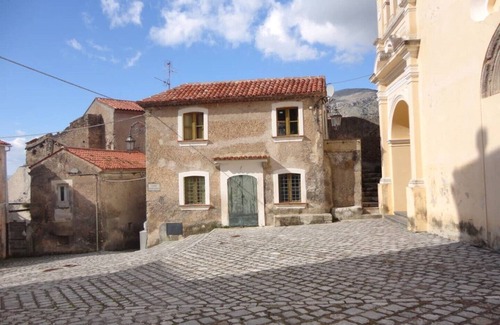 Maratea House | Discover La Canonica: Cozy Retreat with Kitchen & Breakfast