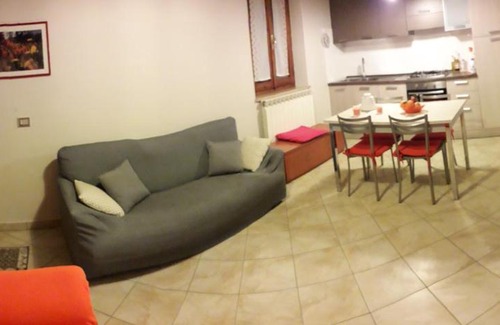 Castiglione d'Orcia House | Guest Rated 9/10 at La Cantina di Pi with Free Breakfast