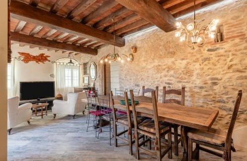 Capannori House | Pet-Friendly Getaway at La Capanna di Arturo Piano Terra