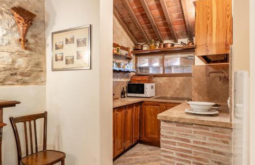 Capannori House | Pet-Friendly Getaway at La Capanna di Arturo Piano Terra