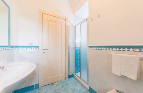 Ischia Porto Hotel | Exceptional La Capannina: Family-Friendly Hotel & Apartments