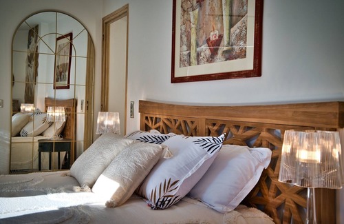 Blauzac Bed & Breakfast | Relax at La Capitelle - Le Mas des Aires Retreat