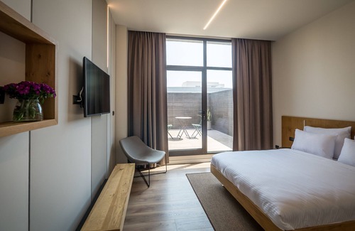 Haifa Hotel | Discover La Cappella Hotel: Eco-Friendly & Family Ready