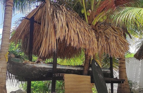 Tierra Bomba Island Bed & Breakfast | Discover La Caracola Cartagena: Family-Friendly Retreat