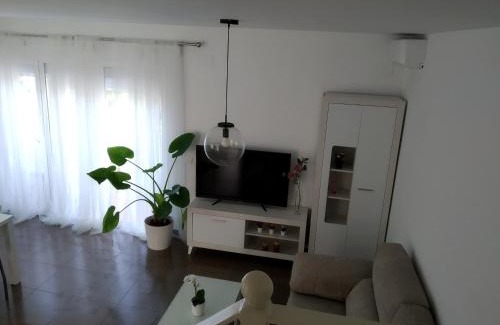 Sanlucar de Guadiana House | Family-Friendly Getaway at La Carbonera - Rated 9.7/10