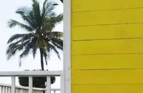 Cordoba Cabin | Relax at La Casa Amarilla by the Caribbean Sea