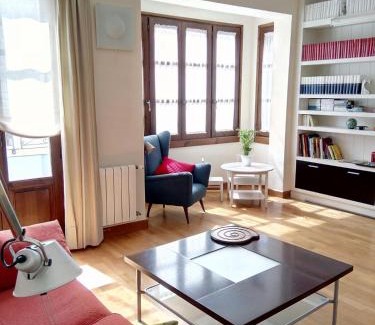 Almeria Centro House | Pet-Friendly La Casa Azul Almería with Oceanfront Views