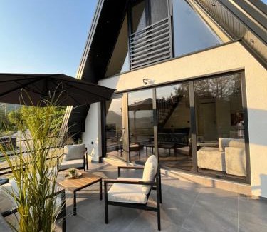 Jajce House | La Casa Cottage