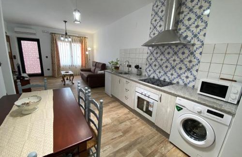 Puerto de Santa Cruz House | Discover La Casa de Abajo: Family-Friendly & Accessible Stay