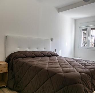 Alarcon House | Family-Friendly Retreat at La Casa de Alarcón - 4 Star Escape