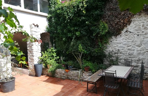 La Calmette House | Family-Friendly Retreat: La Casa de Chouchou near Nîmes