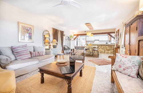 San Juan de Alicante Cottage | Inviting La Casa de la Oma - Finca with Private Pool Escape