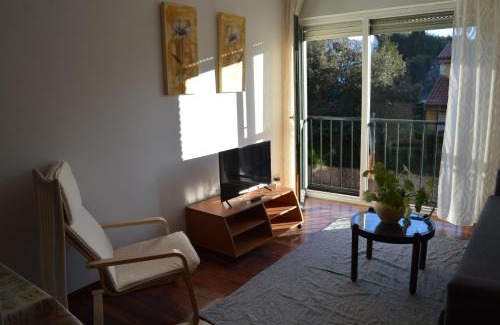 Comillas City Center Apartment | Relaxing Oceanfront Escape at La Casa de Fito in Comillas