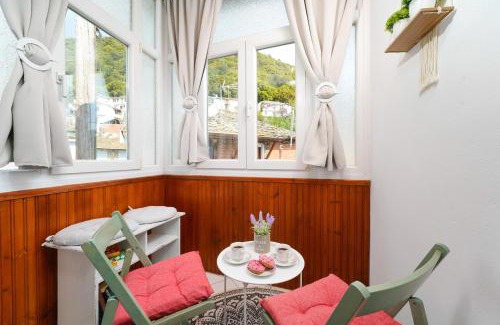 Panagia House | Discover La Casa de Fokas - Ideal Family & Pet Retreat