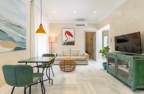 Jerez de la Frontera Apartment | La Casa de la Plaza del Arroyo - Traditional Luxury in Jerez