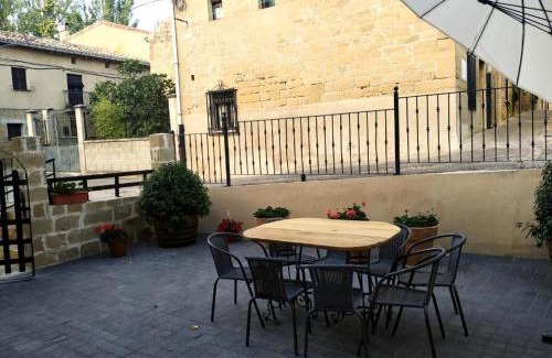 Sajazarra House | Family-Friendly Escape at La Casa de las Tinas, Rated 9.3