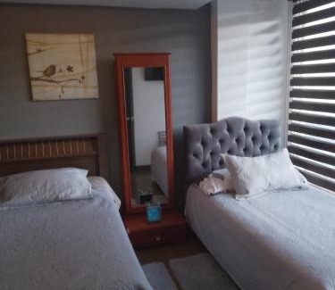 Ambato House | La casa de los barcos José María