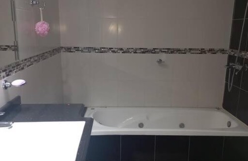 La Banda House | Family-Friendly Retreat at La Casa de Los Mellis - Rated 9.3