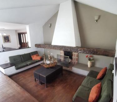 Cordoba House | Experience Oceanfront Bliss at La Casa de los Murales